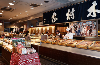 銀座木村家　1F ベーカリーの店内写真